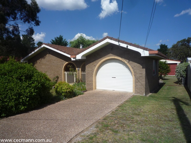 24 Burton Crescent, Stanthorpe QLD 4380