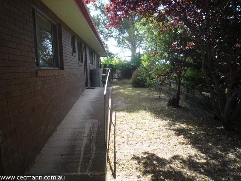 24 Burton Crescent, Stanthorpe QLD 4380