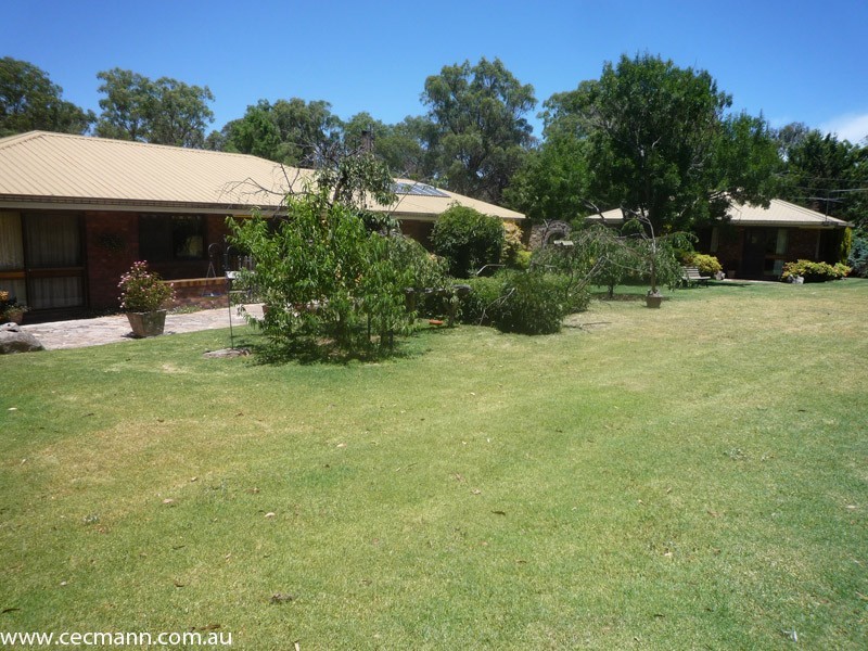 214 Caves Road, Stanthorpe QLD 4380