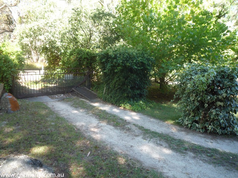 214 Caves Road, Stanthorpe QLD 4380