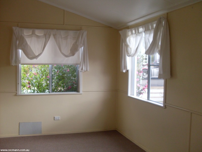 9 McGregor Tce, Stanthorpe QLD 4380