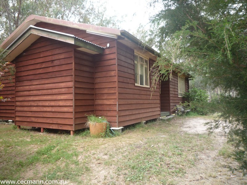 100 Glenlyon Drive, Stanthorpe QLD 4380