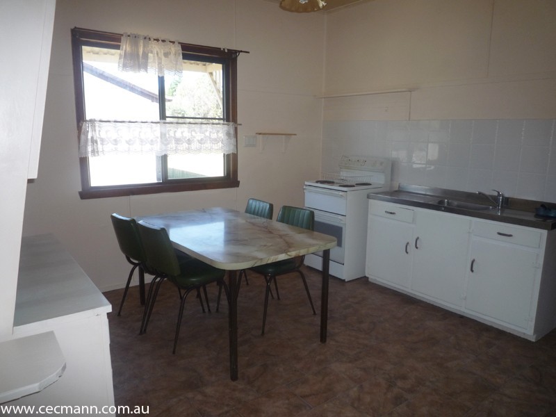 81 High Street, Stanthorpe QLD 4380