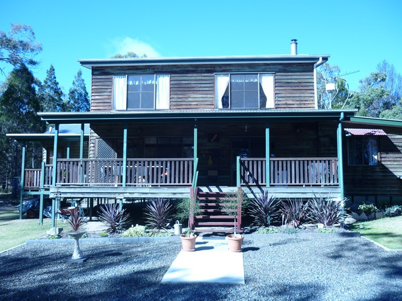 24 Lees Mountain Road, Stanthorpe QLD 4380