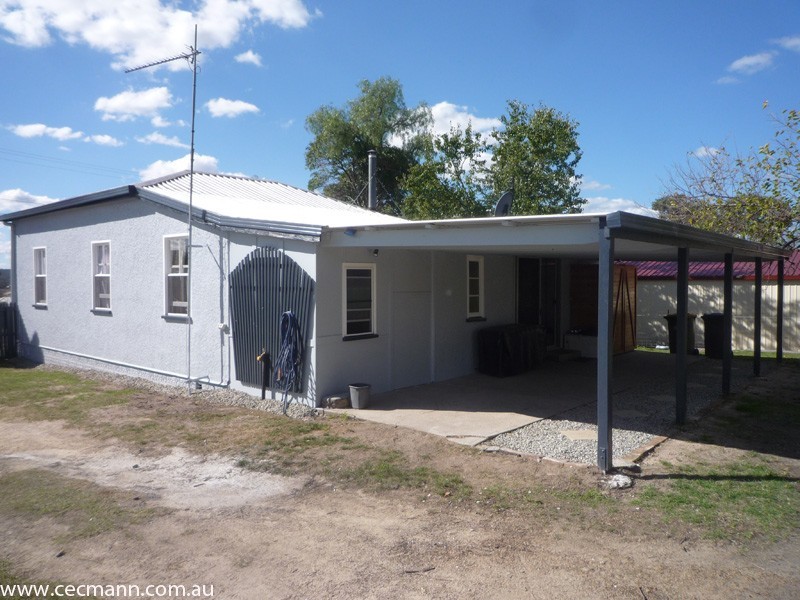 15 College Road, Stanthorpe QLD 4380