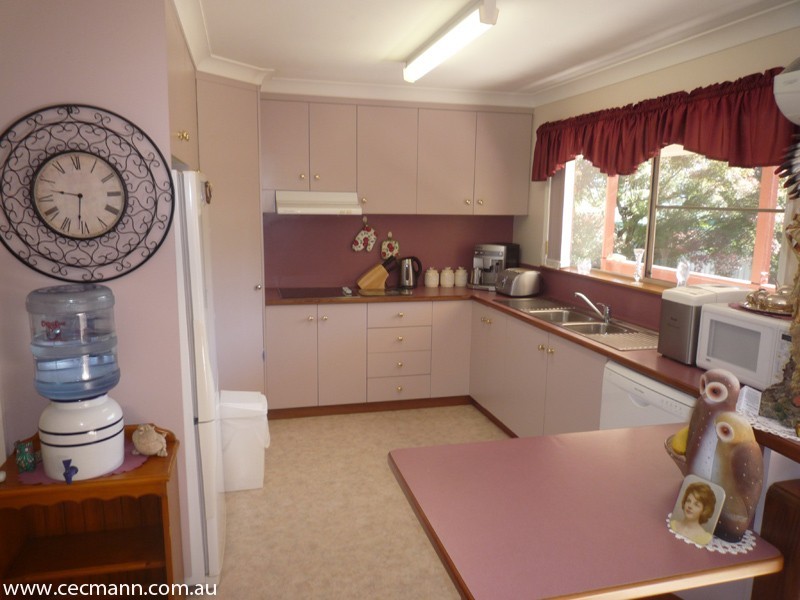 60 Sugarloaf Road, Stanthorpe QLD 4380