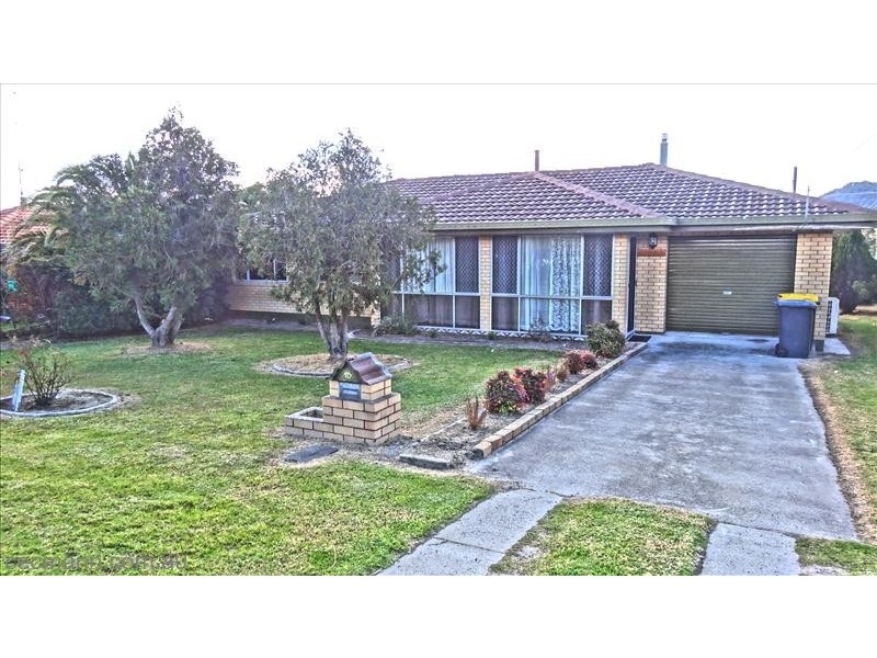 10 Ellevsen Street, Stanthorpe QLD 4380