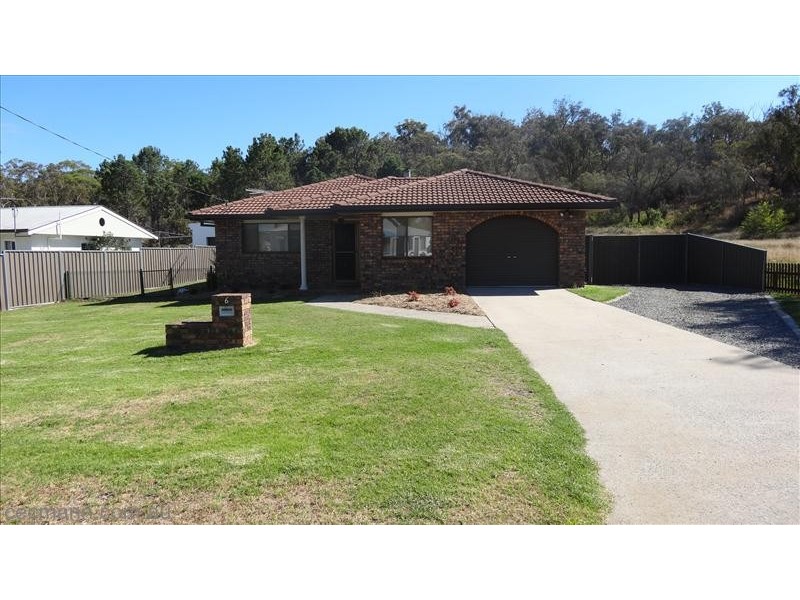 6 Rich Street, Stanthorpe QLD 4380