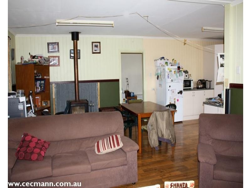 42 Denham Street, Stanthorpe QLD 4380