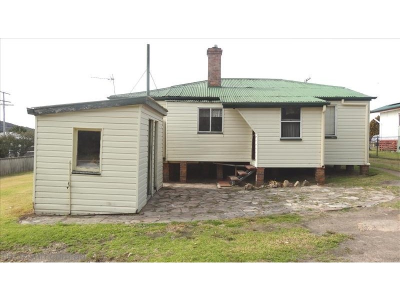26 McGregor Terrace, Stanthorpe QLD 4380