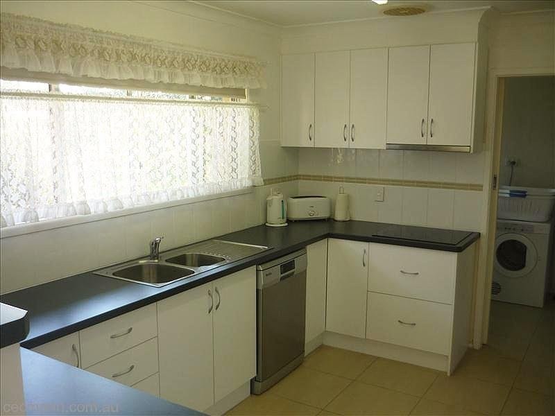 70 Amosfield Road, Stanthorpe QLD 4380