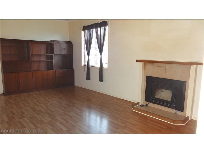 19 Marsh Street, Stanthorpe QLD 4380