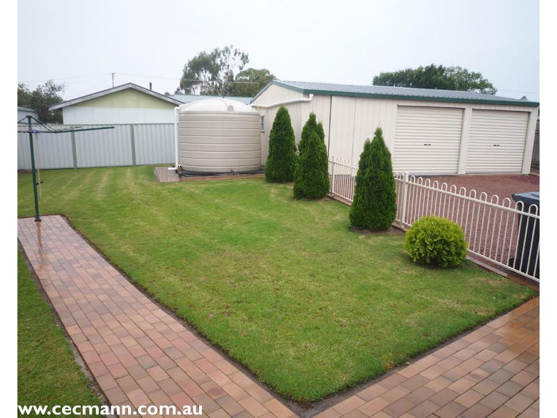 1 Barton Street, Stanthorpe QLD 4380