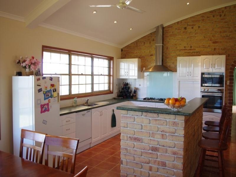 67 Rapisarda Lane, Stanthorpe QLD 4380