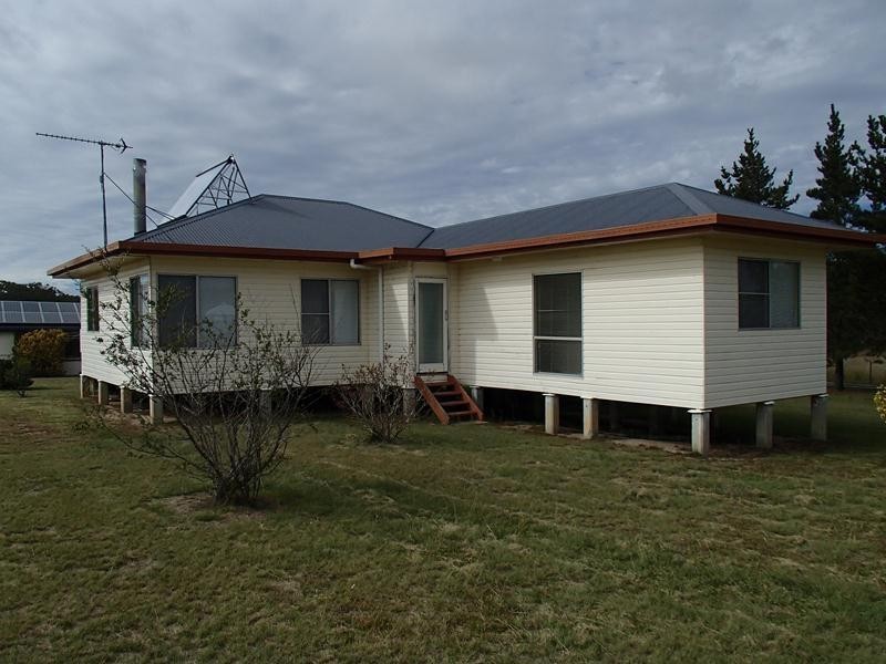 76 Donges Road, Stanthorpe QLD 4380