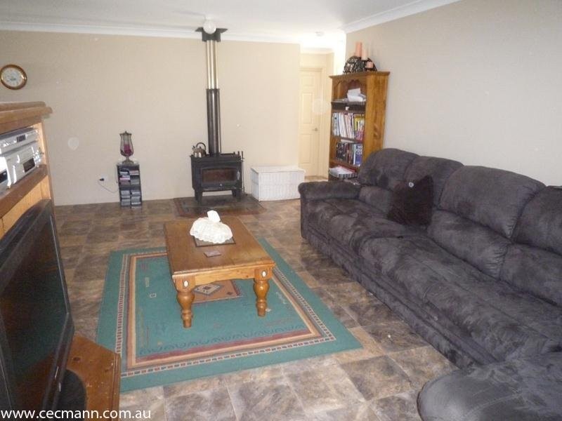 11 Bau Court, Stanthorpe QLD 4380