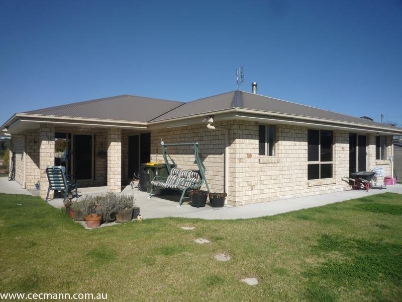 11 Bau Court, Stanthorpe QLD 4380