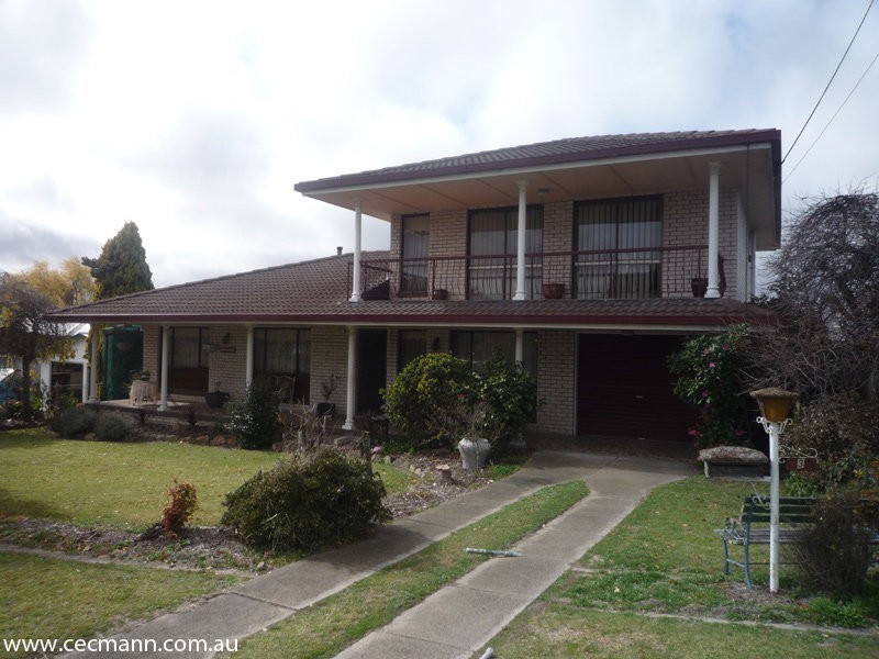 3 McGregor Terrace, Stanthorpe QLD 4380