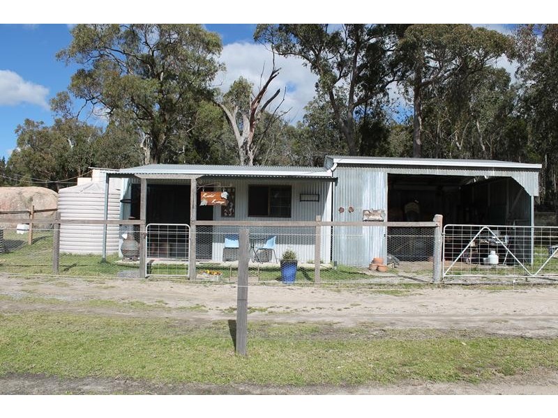 85 Swans Lane, Stanthorpe QLD 4380