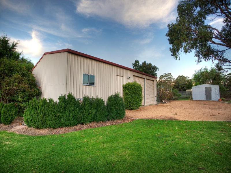 3 Gla Nor Drive, Stanthorpe QLD 4380