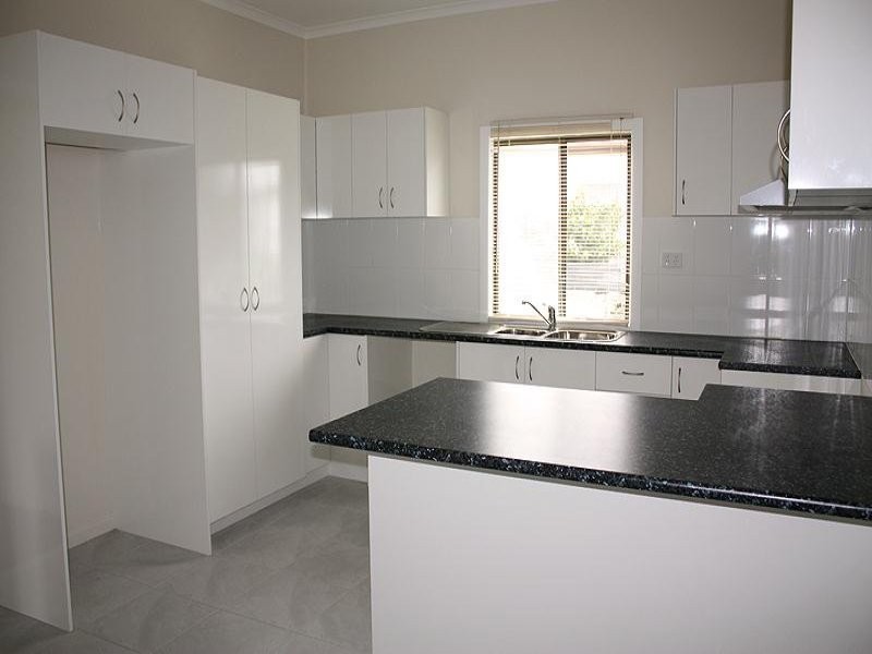 32 Pierpoint Street, Stanthorpe QLD 4380