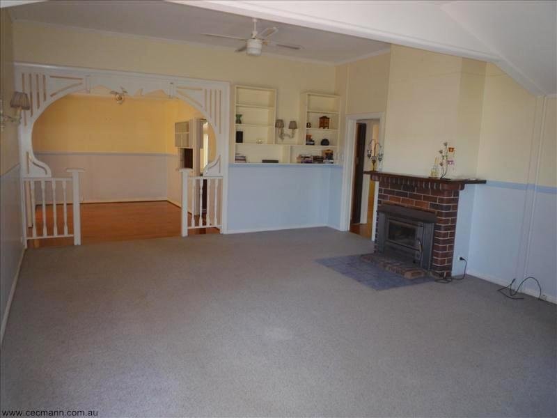 98 Folkestone Street, Stanthorpe QLD 4380