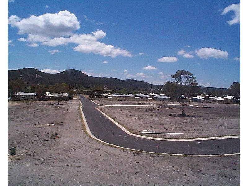 Folkestone Street, Stanthorpe QLD 4380