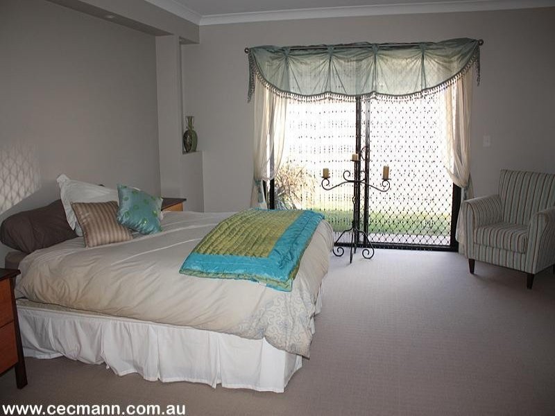 53 Roberts Road, Stanthorpe QLD 4380