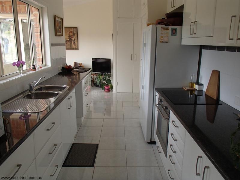 132 Knibb Road, Stanthorpe QLD 4380