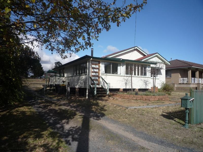 23 College Road, Stanthorpe QLD 4380