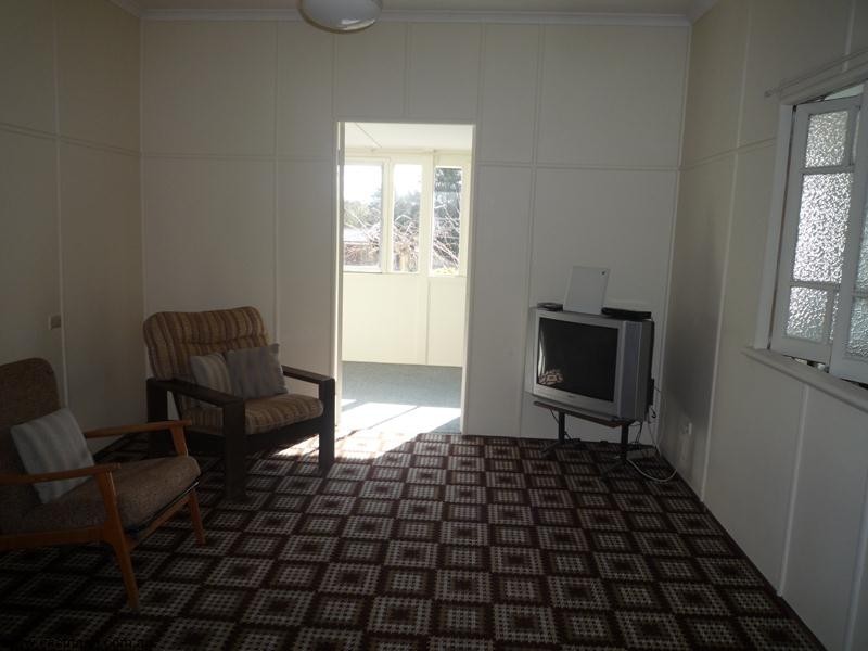 23 College Road, Stanthorpe QLD 4380