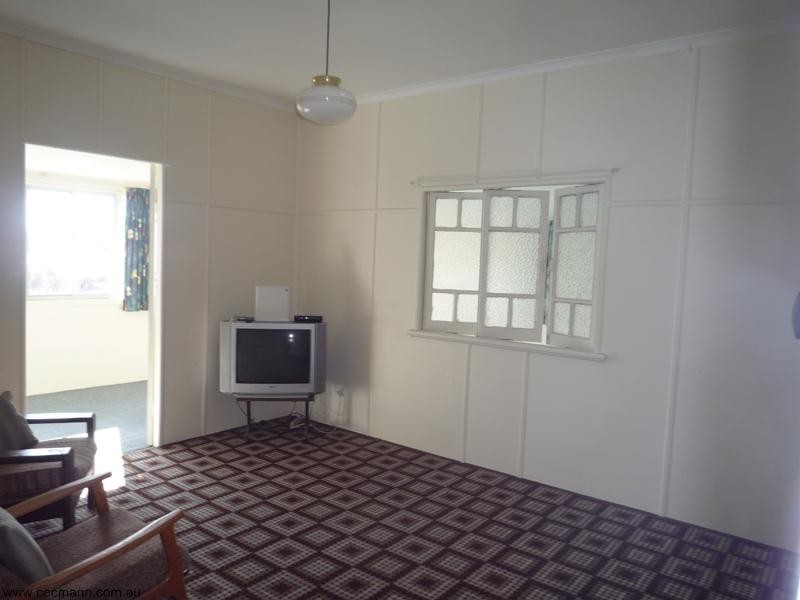 23 College Road, Stanthorpe QLD 4380