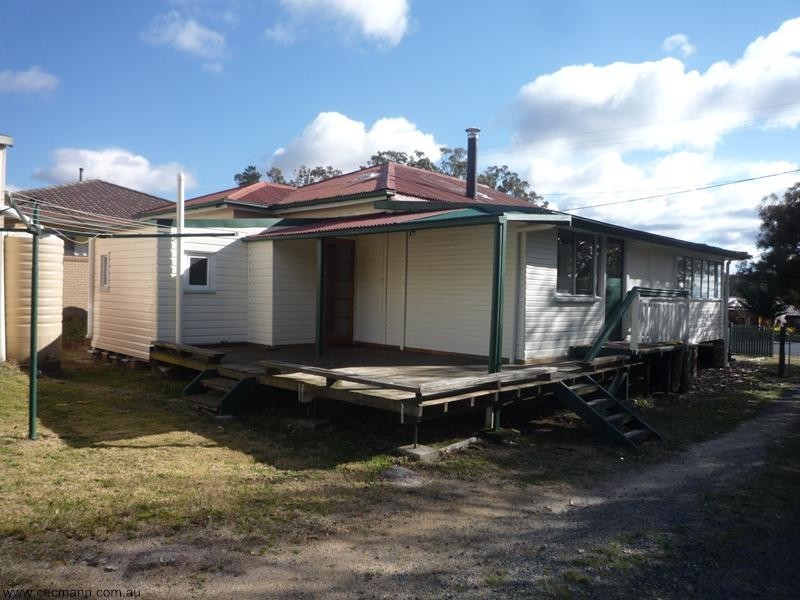 23 College Road, Stanthorpe QLD 4380
