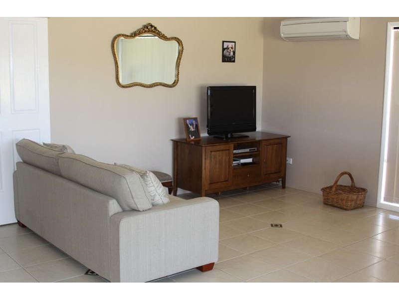 49 Amosfield Road, Stanthorpe QLD 4380