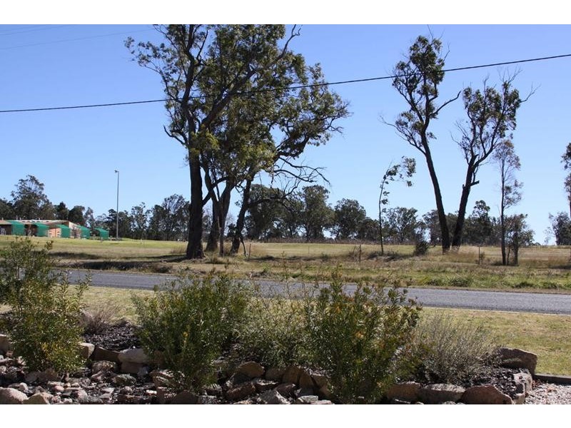 49 Amosfield Road, Stanthorpe QLD 4380