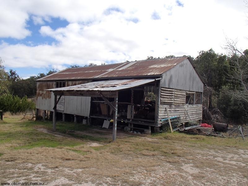 2302 Pyramids Road, Stanthorpe QLD 4380