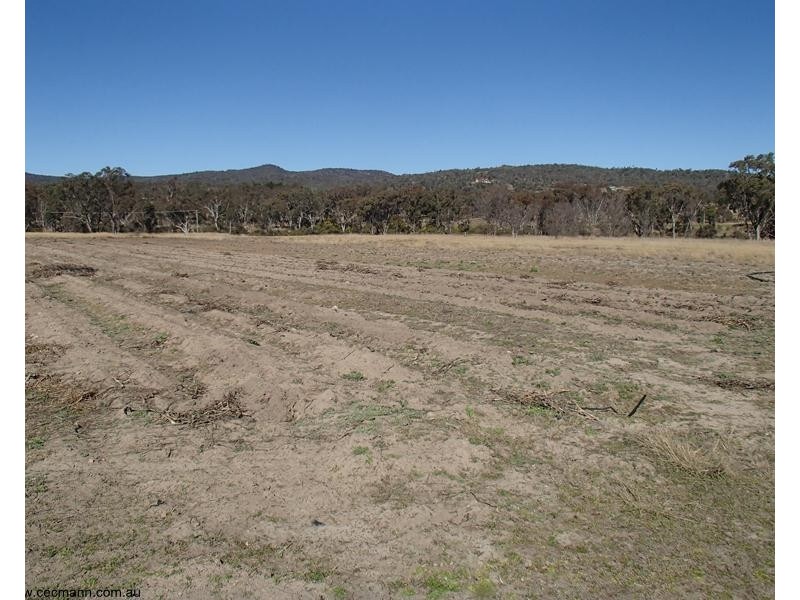 69 Mt Stirling Road, Glen Aplin QLD 4381