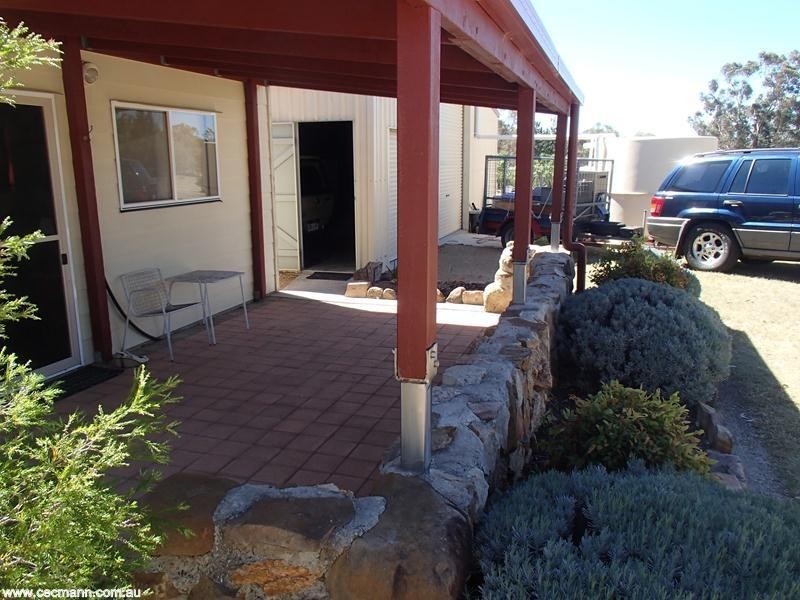 27144 New England Highway, Stanthorpe QLD 4380