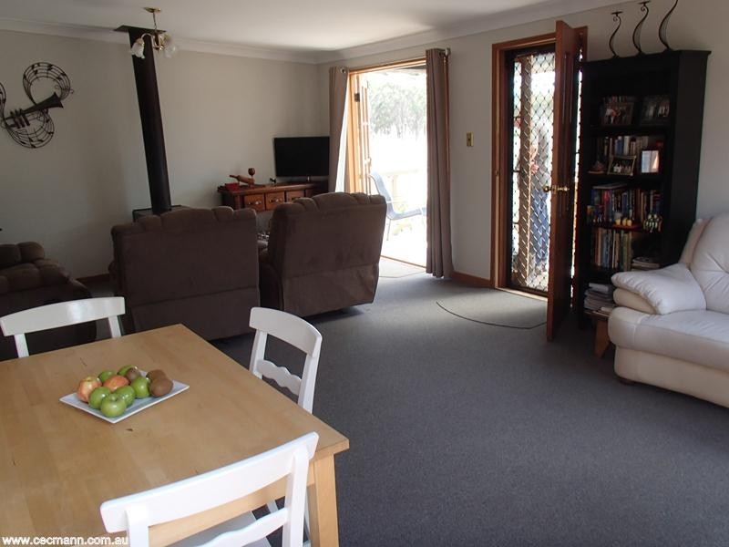 28594 New England Highway, Stanthorpe QLD 4380