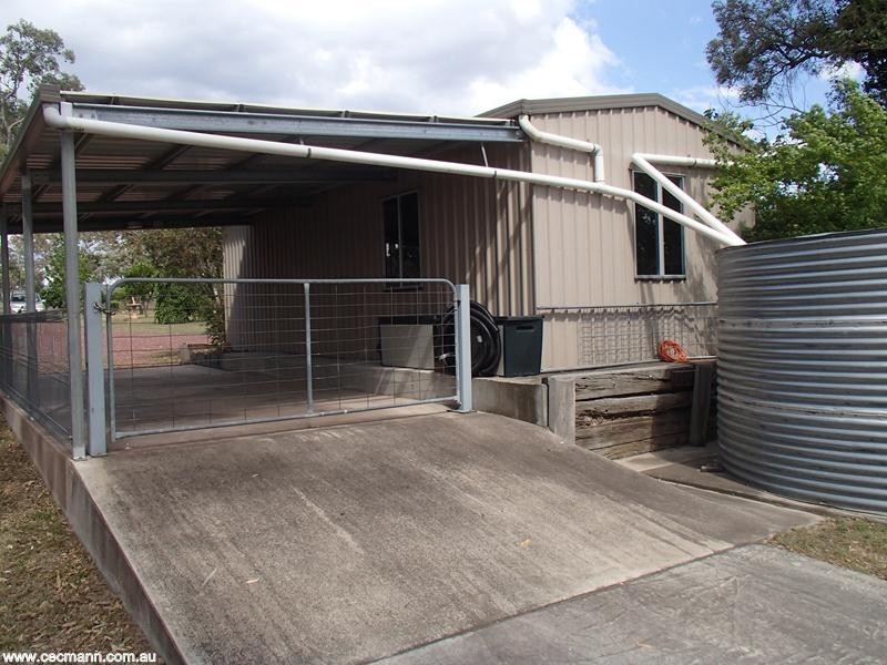 28594 New England Highway, Stanthorpe QLD 4380