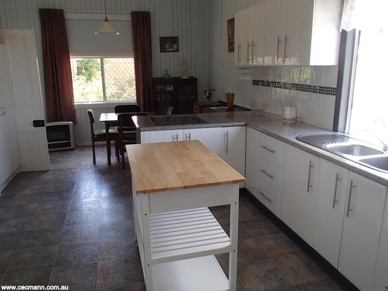 9 Wolfram Street, Stanthorpe QLD 4380