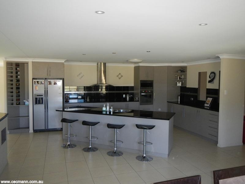 63 Savina Road, Stanthorpe QLD 4380