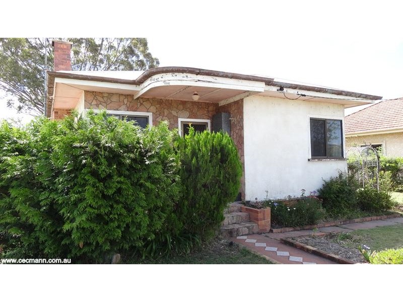 6 Ferris Street, Stanthorpe QLD 4380