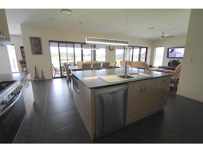 4 Gla-Nor Drive, Stanthorpe QLD 4380