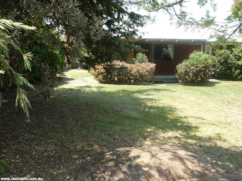 64 Wallangarra Road, Stanthorpe QLD 4380