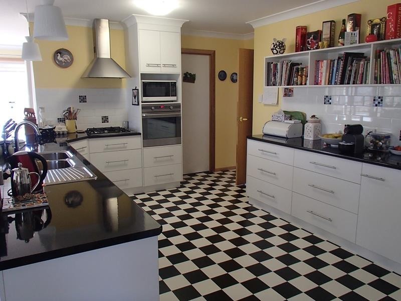 20 Cummerford Road, Stanthorpe QLD 4380