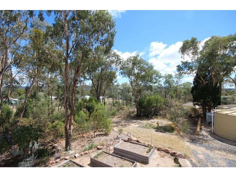 20 Cummerford Road, Stanthorpe QLD 4380