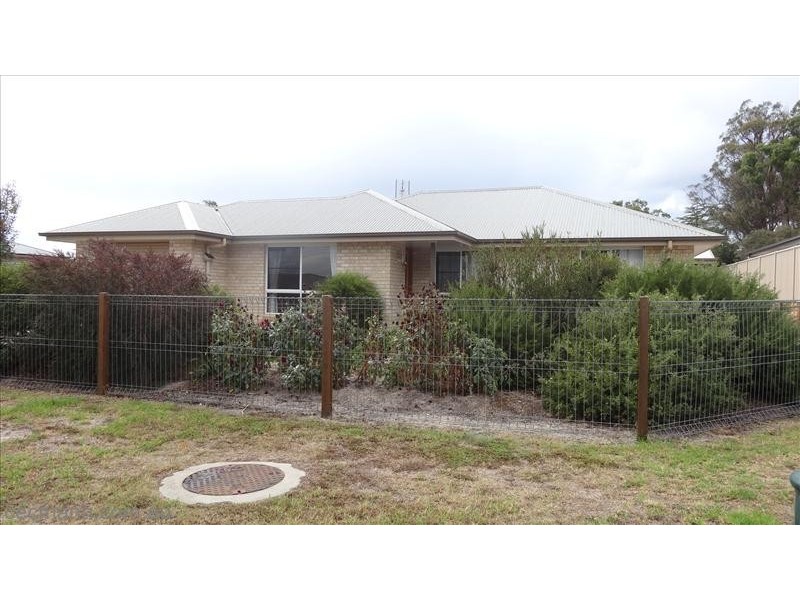 9 Maria Court, Stanthorpe QLD 4380