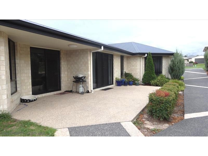 6 Sangricoli Court, Stanthorpe QLD 4380