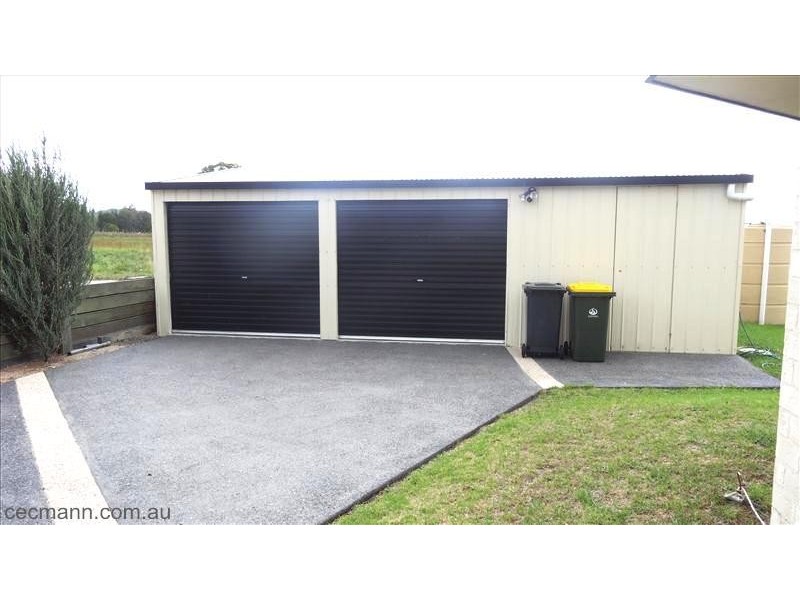 6 Sangricoli Court, Stanthorpe QLD 4380